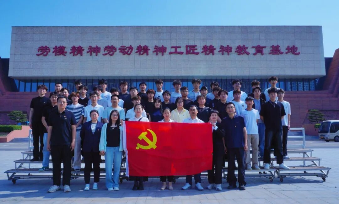BF741?e=.png