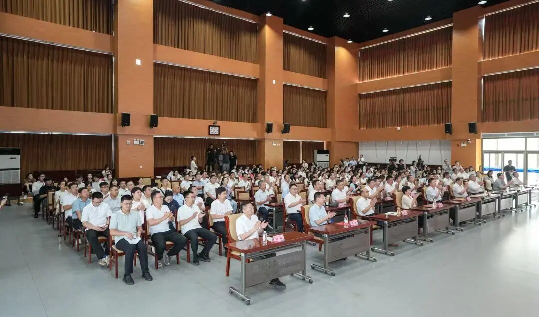 1B81A?e=.jpg